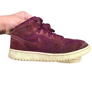 Nike Air Jordan 1 Retro Mid GS 'Bordeaux' Size 5
